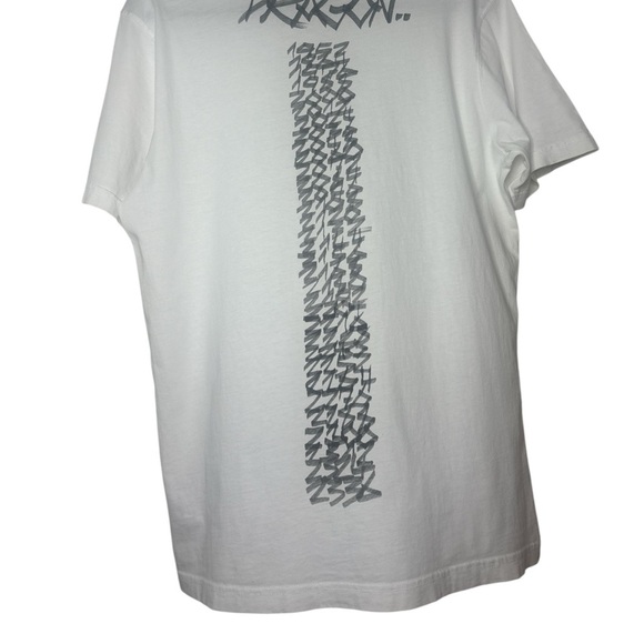 Vetements White Tee with Bold Gray Graphic - Picture 8 of 9